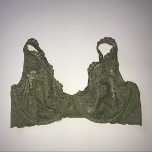 Victoria’s Secret green bra 36D